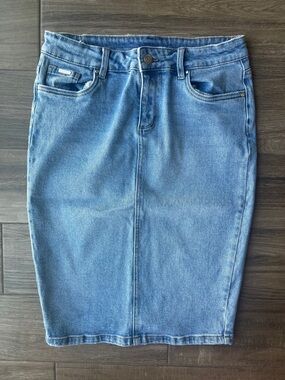 Esteez Classic Light Blue Denim Pencil Skirt